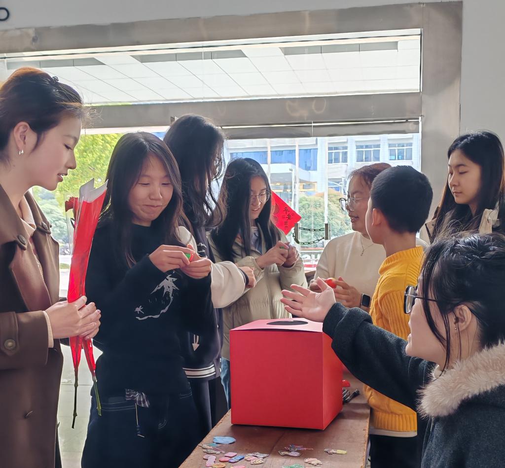 0313百家乐
活动.jpg