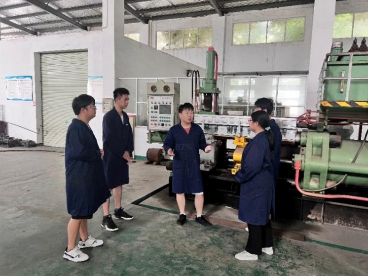 百家乐
学子李德华：在潜心科研中开出人生绚丽之花